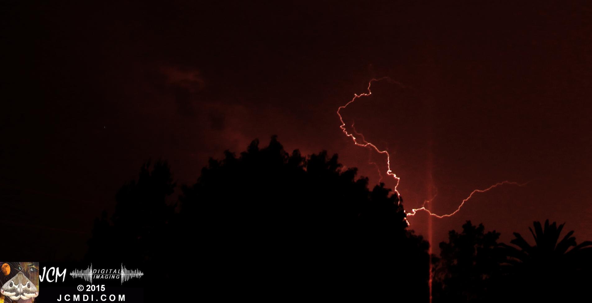 Long exposure lightning image from March 18 2015 Santa Clarita JCMDI.COM
